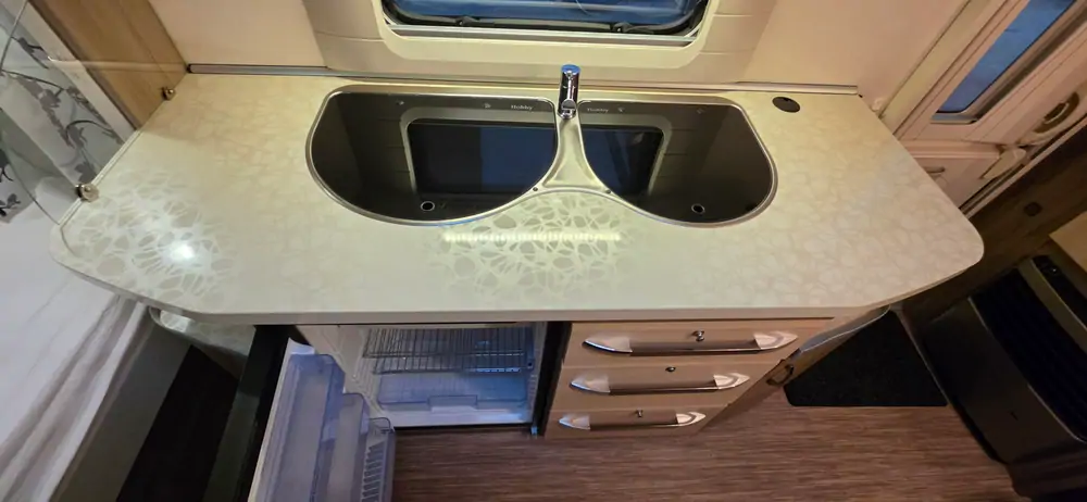 Occasion HOBBY De Luxe 440SF 7