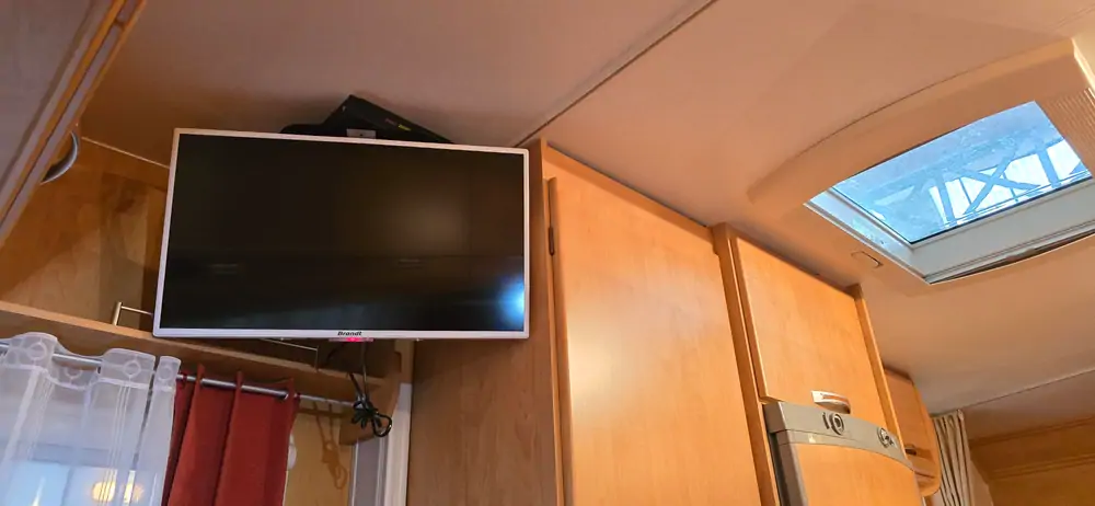 Occasie CARAVELAIR AMBIANCE STYLE 486 6