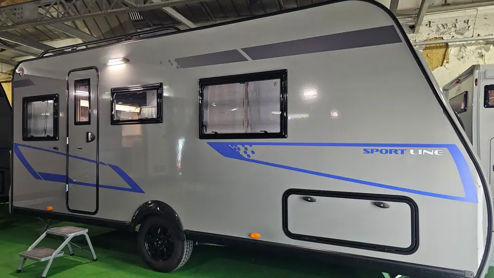 Nieuw CARAVELAIR 480 SPORT LINE 1