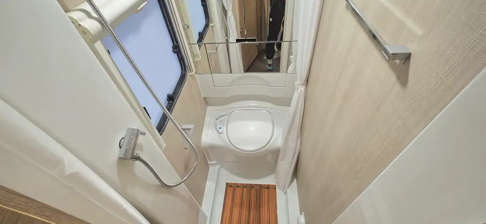 Occasion ADRIA ADORA 512 UP  6