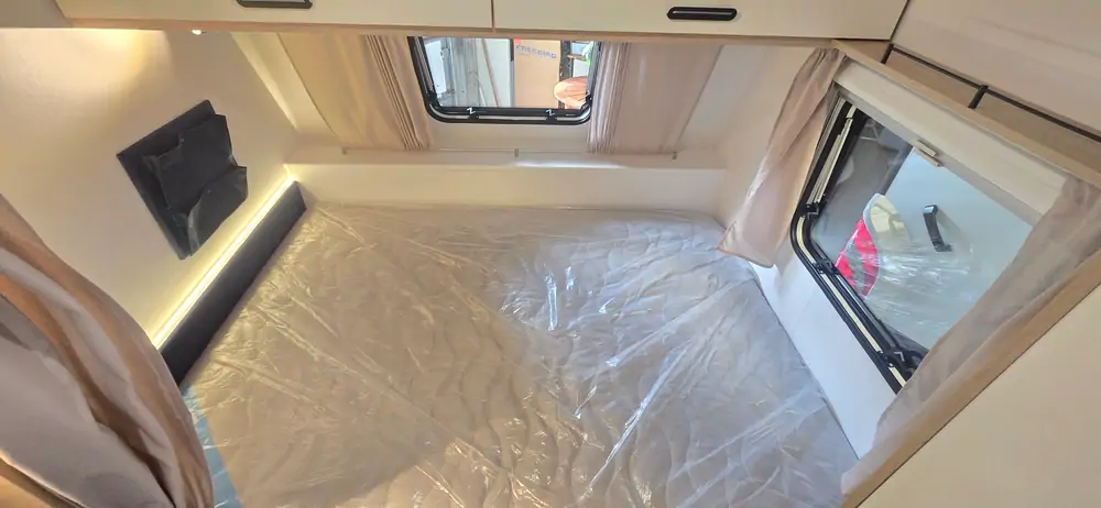 Nouveau CARAVELAIR 400 ALBA 9