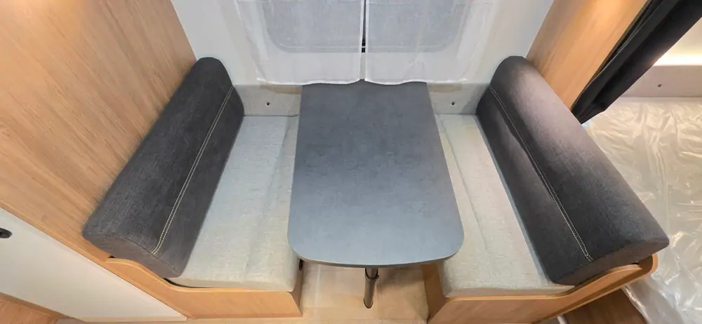Nouveau CARAVELAIR ALBA 466 9