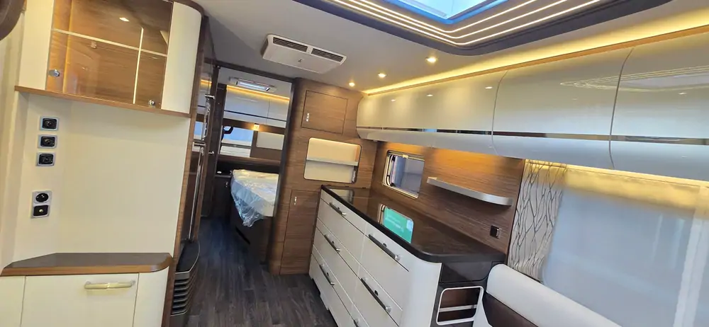 Nieuw TABBERT BELLINI 655 SHTD/F 2026 7