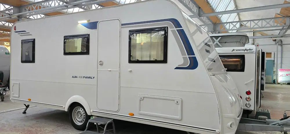 Occasie CARAVELAIR Alba 496 Family 1