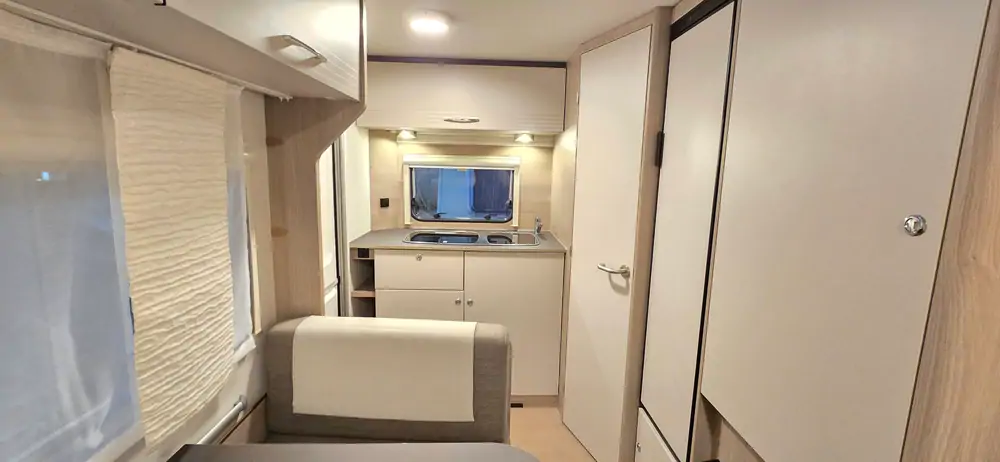 Occasie BURSTNER PREMIO LIFE 425 TS 6