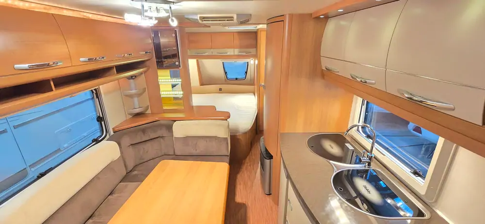 Occasion HOBBY EXCELLENT 650L 6