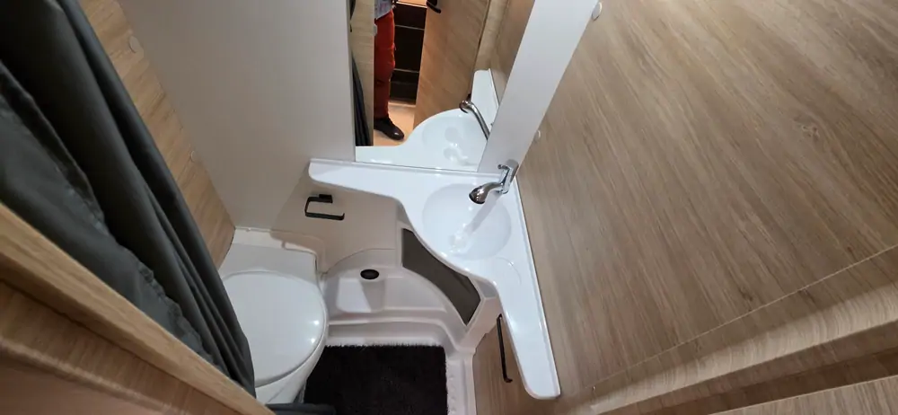 Nouveau CARAVELAIR 480 SPORT LINE 9