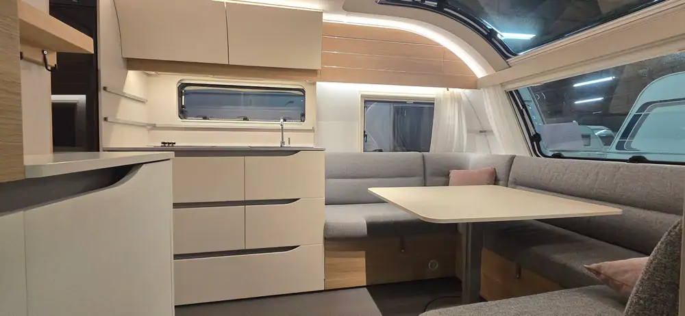 Occasion ADRIA Adora 613 UT 14