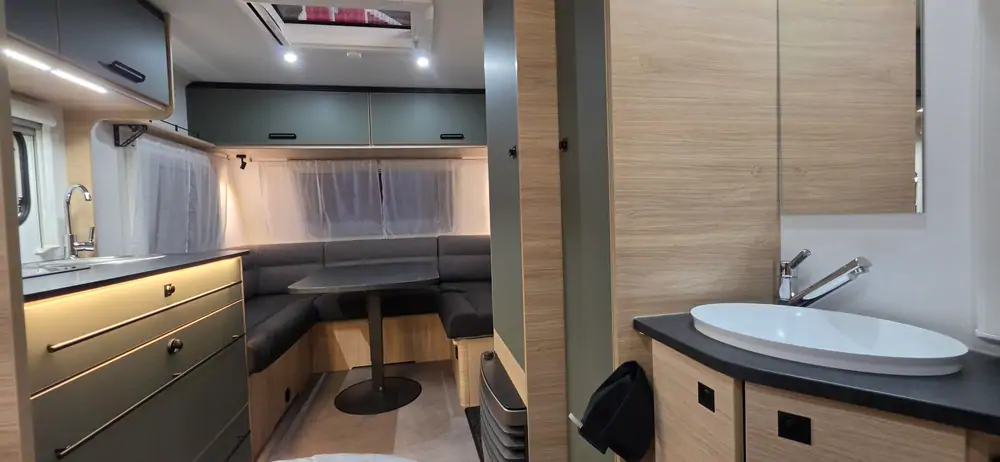Nouveau CARAVELAIR 455 SPORT LINE 7