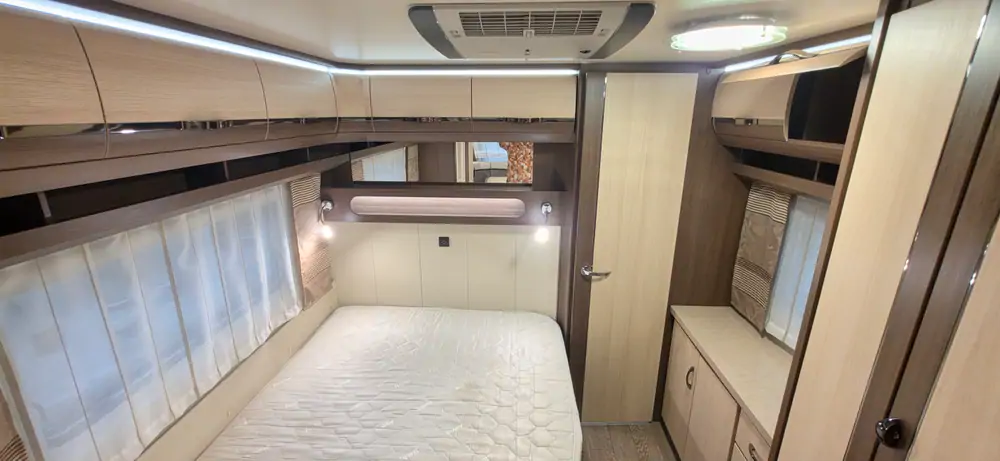 Occasie HOBBY PRESTIGE 560 WFU 12