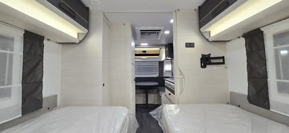 Nieuw CARAVELAIR 522 EXCLUSIVE LINE 13