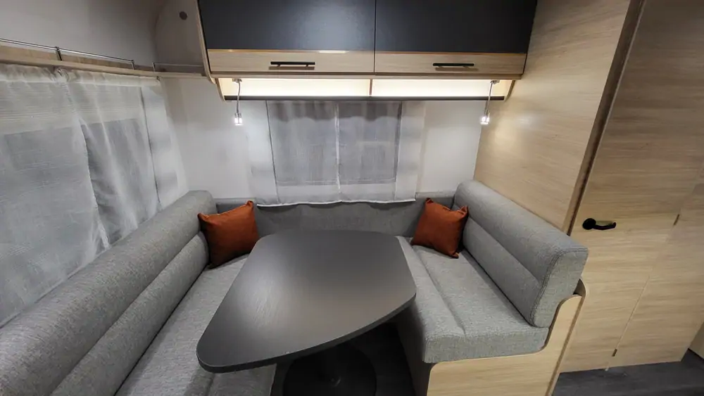 Nieuw CARAVELAIR ALBA 430 STYLE 11