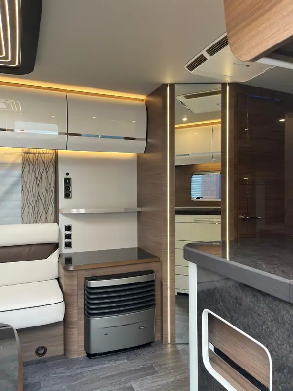 Nouveau TABBERT BELLINI 590 SDQ/F 4
