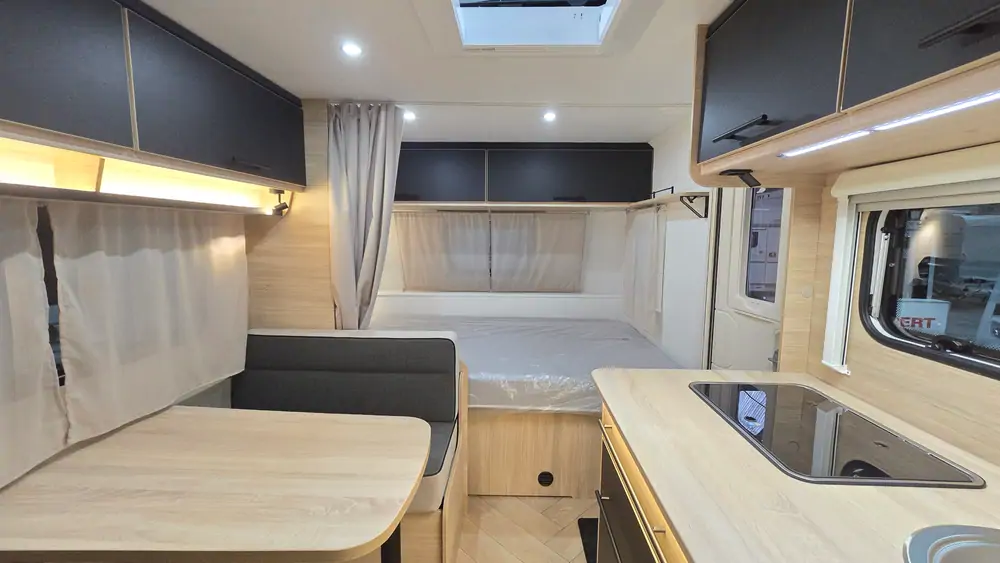 Nouveau CARAVELAIR SPORT LINE 497 3