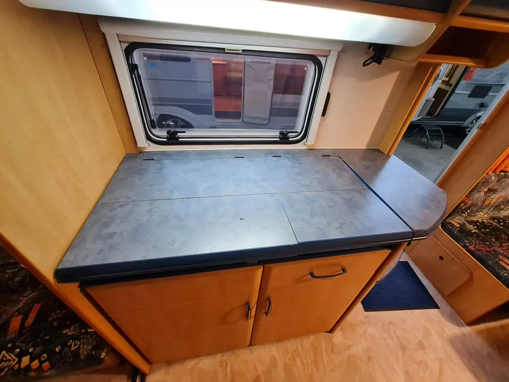 Occasion HOBBY DE LUXE 495W 8