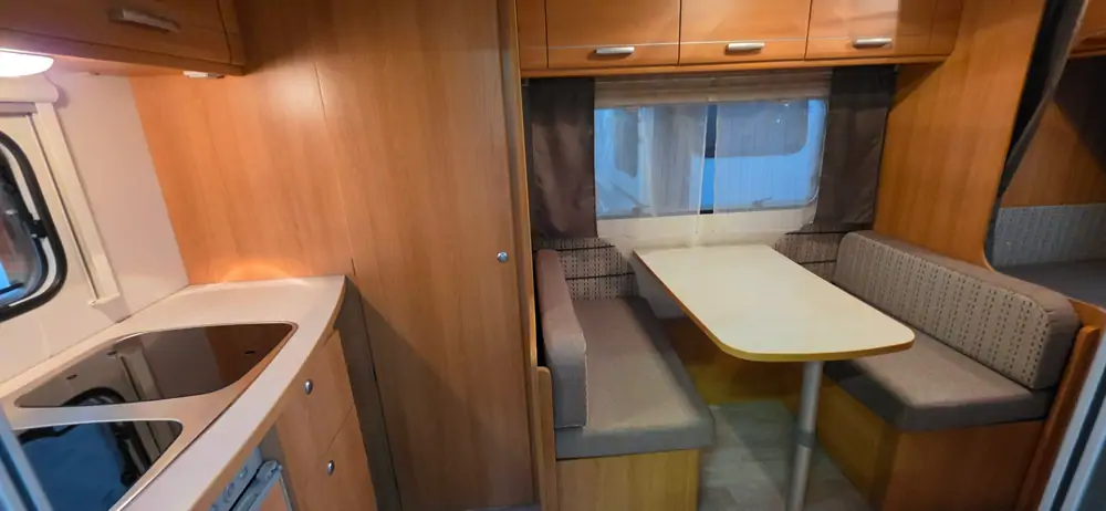 Occasion CARAVELAIR ANTARES LUXE 400 8