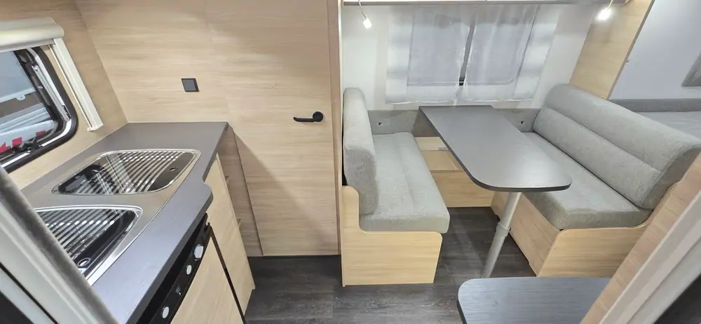 Occasion CARAVELAIR ALBA 400 STYLE 10