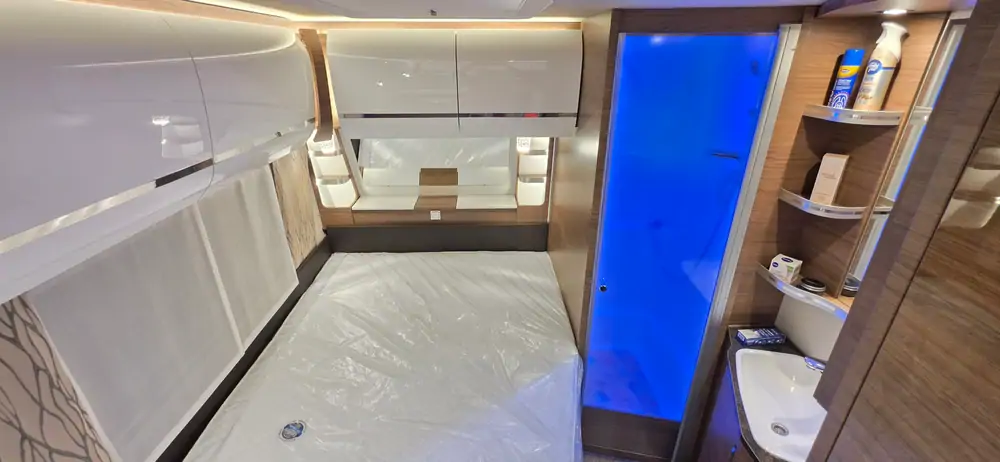 Nouveau TABBERT BELLINI 390 FHD/F 7