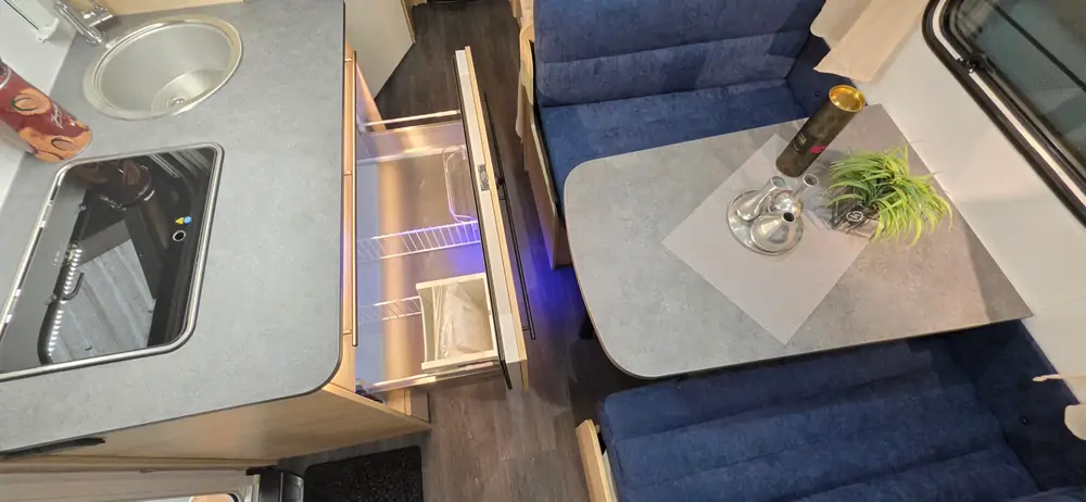 Nouveau CARAVELAIR ALBA 496 8