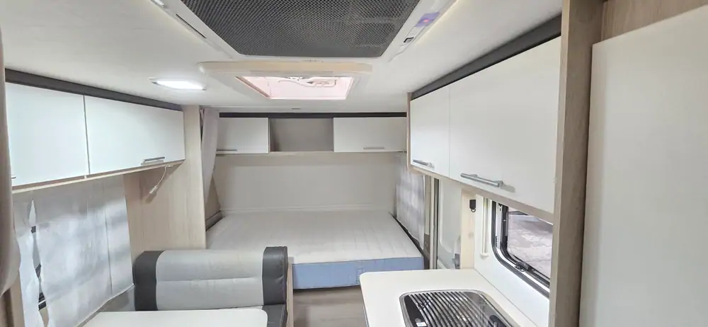 Occasion CARAVELAIR Alba 496 Family 3