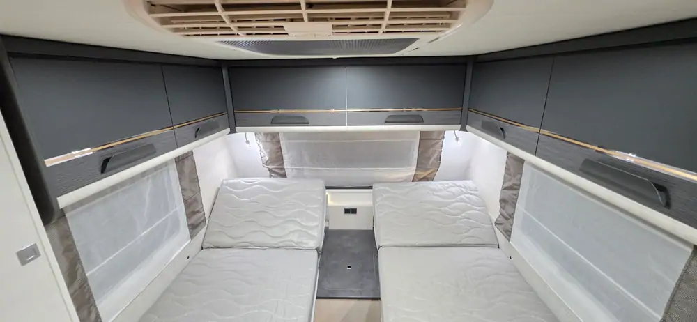 Occasie CARAVELAIR Artica 492 4