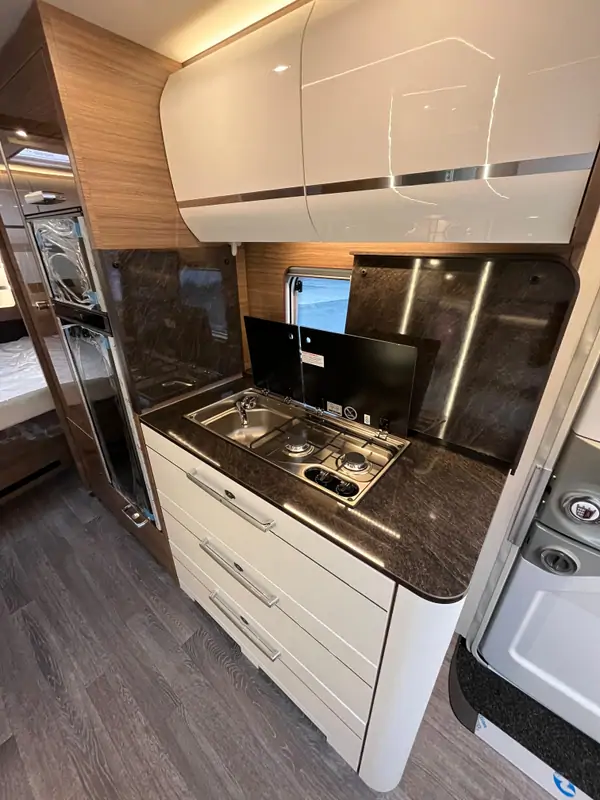 Nouveau TABBERT BELLINI 590 SDQ/F 13