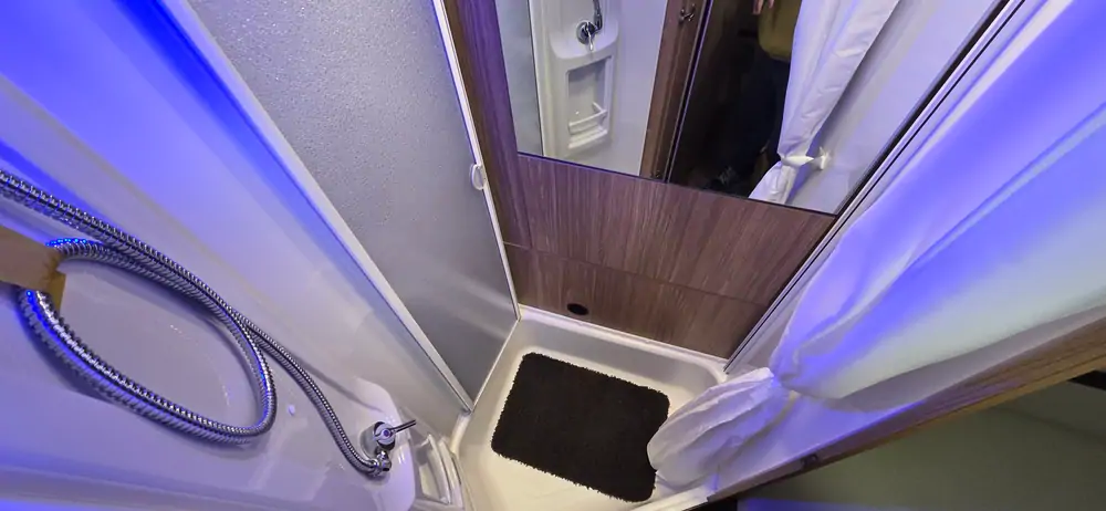 Nouveau TABBERT TURIANO 390 QD/F 7