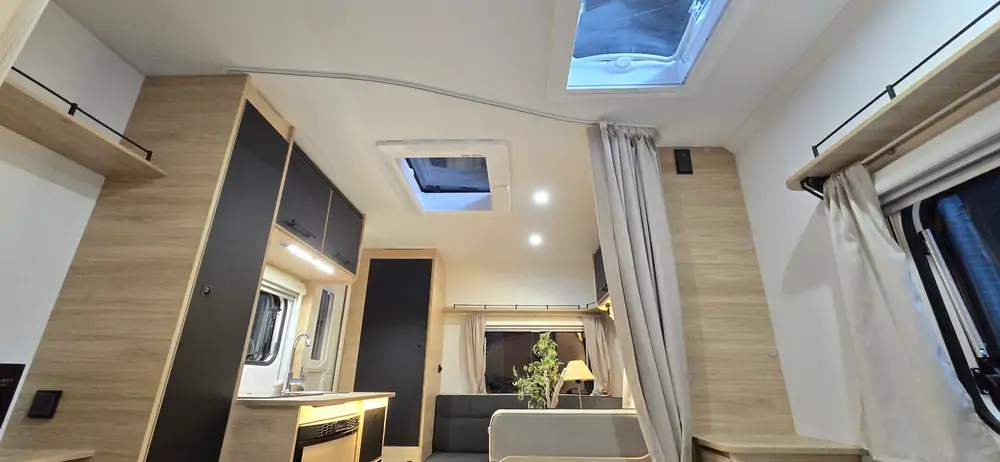 Nouveau CARAVELAIR 420 SPORT LINE 6