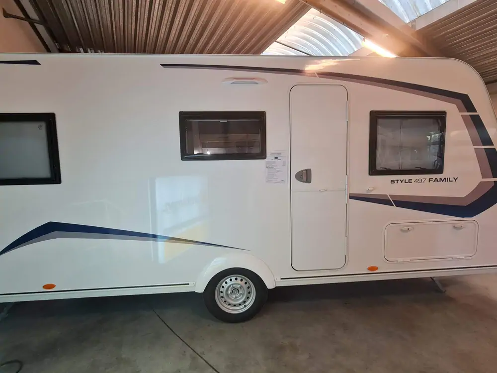 Occasion CARAVELAIR ALBA 497 STYLE 4