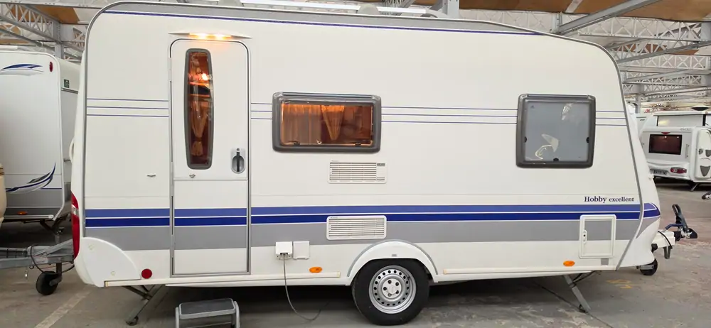 Occasion HOBBY EXCELLENT 410SFE 1