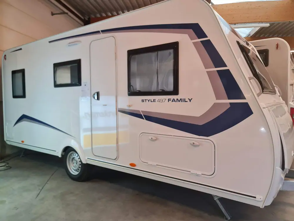 Occasion CARAVELAIR ALBA 497 STYLE 1