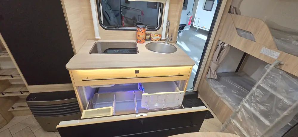 Nouveau CARAVELAIR 476 SPORT LINE 8