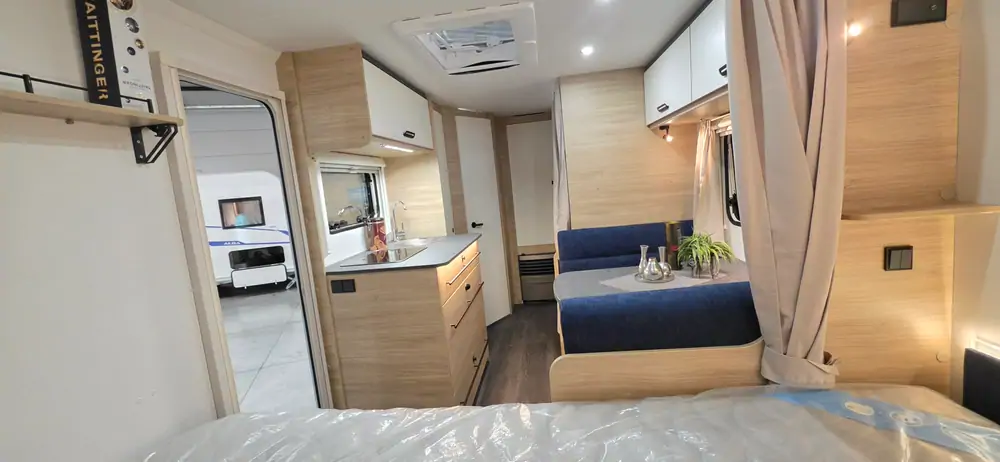 Nouveau CARAVELAIR ALBA 496 4