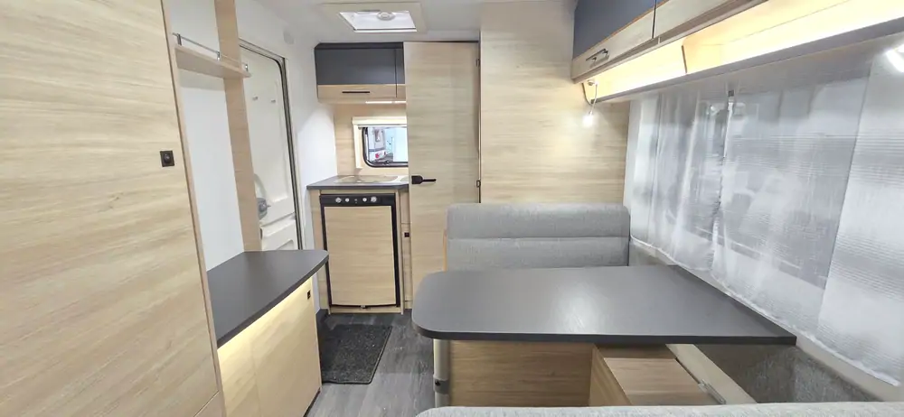 Occasion CARAVELAIR ALBA 400 STYLE 5