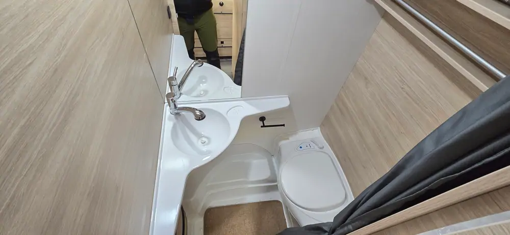 Occasie CARAVELAIR ALBA 430 STYLE 7