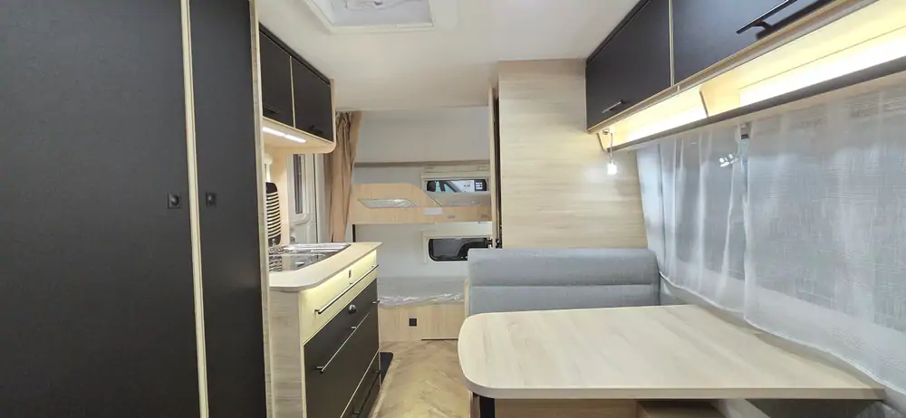 Nouveau CARAVELAIR 486 SPORT LINE 7