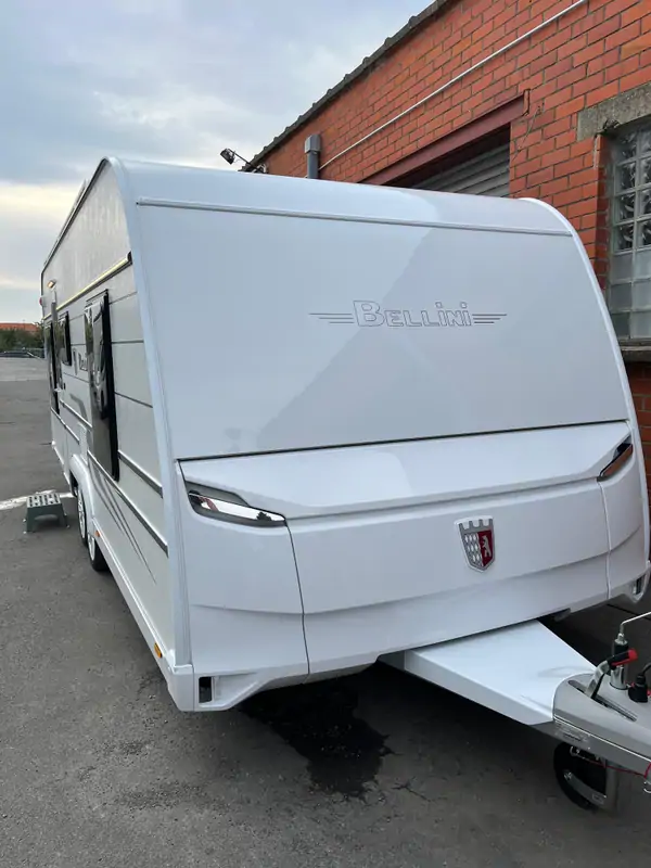 Nouveau TABBERT BELLINI 590 SDQ/F 15
