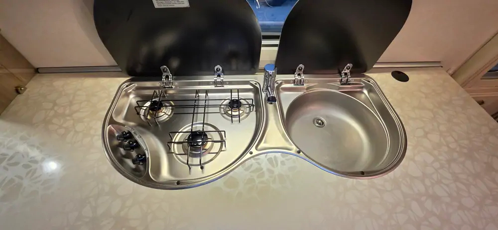 Occasion HOBBY De Luxe 440SF 8