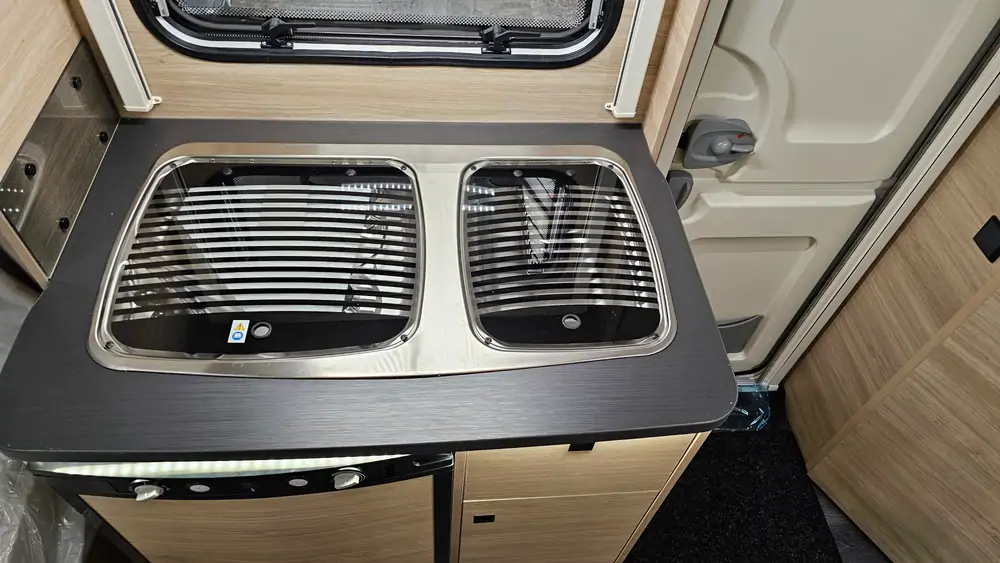 Nouveau CARAVELAIR ALBA 390 STYLE 7