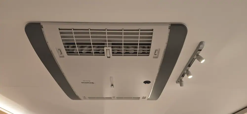 Occasion ADRIA Adora 613 UT 8