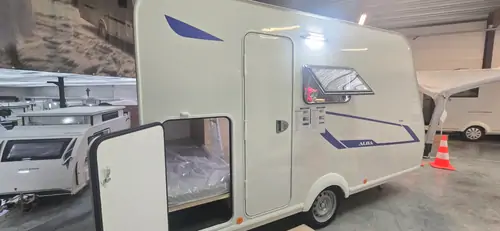 Nieuw CARAVELAIR ALBA 366