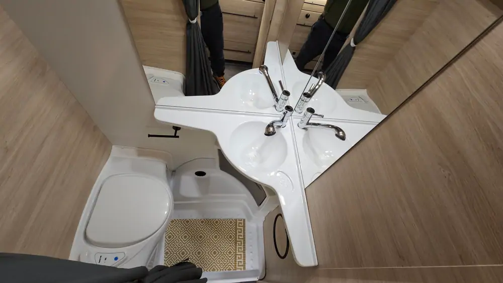 Nieuw CARAVELAIR ANTARES TITANIUM 470 11
