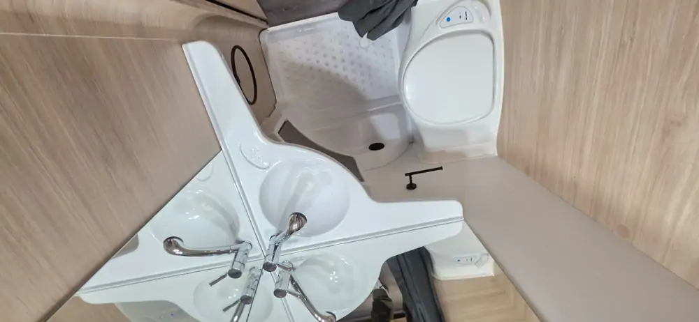 Occasie CARAVELAIR ANTARES TITANIUM 470 8