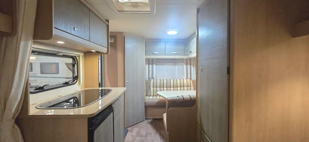 Occasie BURSTNER PREMIO 395TS 5