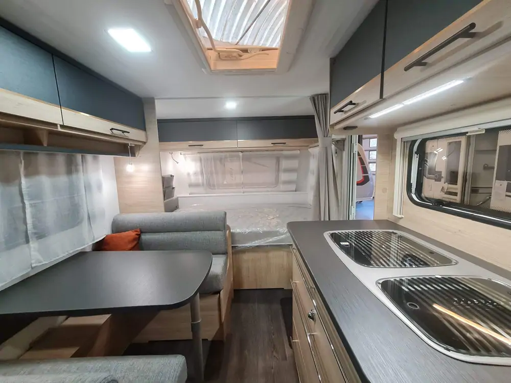 Occasion CARAVELAIR ALBA 497 STYLE 5