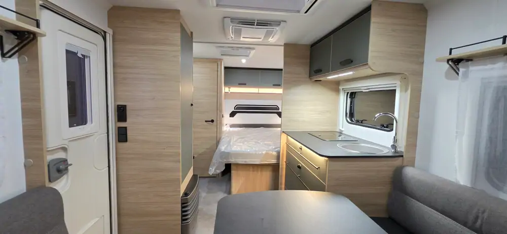 Nouveau CARAVELAIR 455 SPORT LINE 8