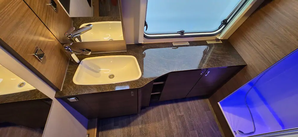 Nieuw TABBERT BELLINI 655 SHTD/F 2026 10