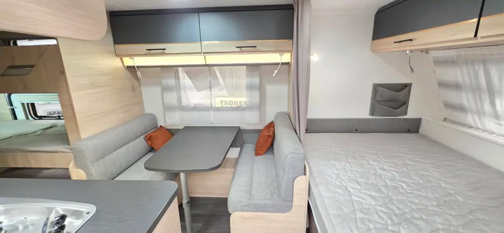 Occasie CARAVELAIR ALBA 497 STYLE 8
