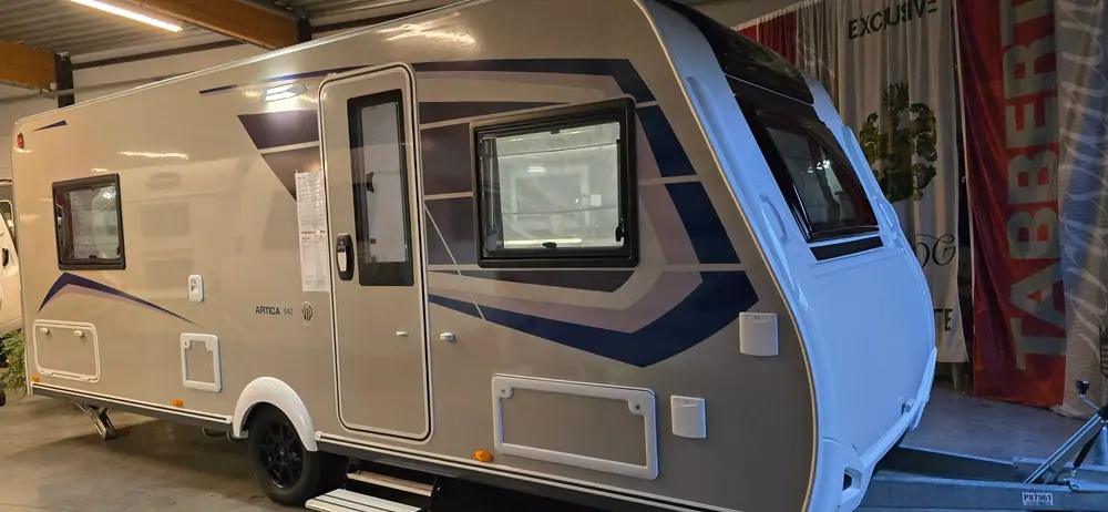 Nouveau CARAVELAIR Artica 542 2