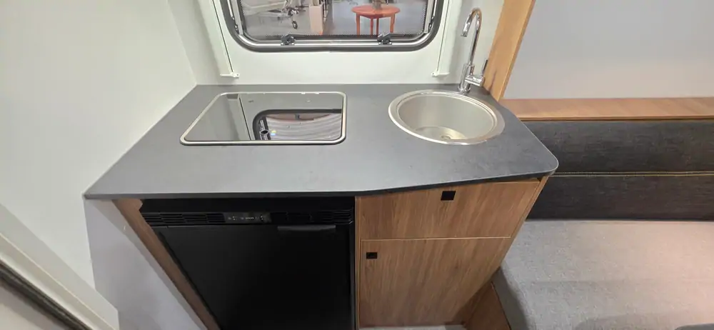 Nouveau CARAVELAIR ALBA 410 9